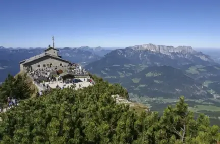 Hubschrauberflug Obersalzberg/Kehlsteinhaus Hitler-Nest
